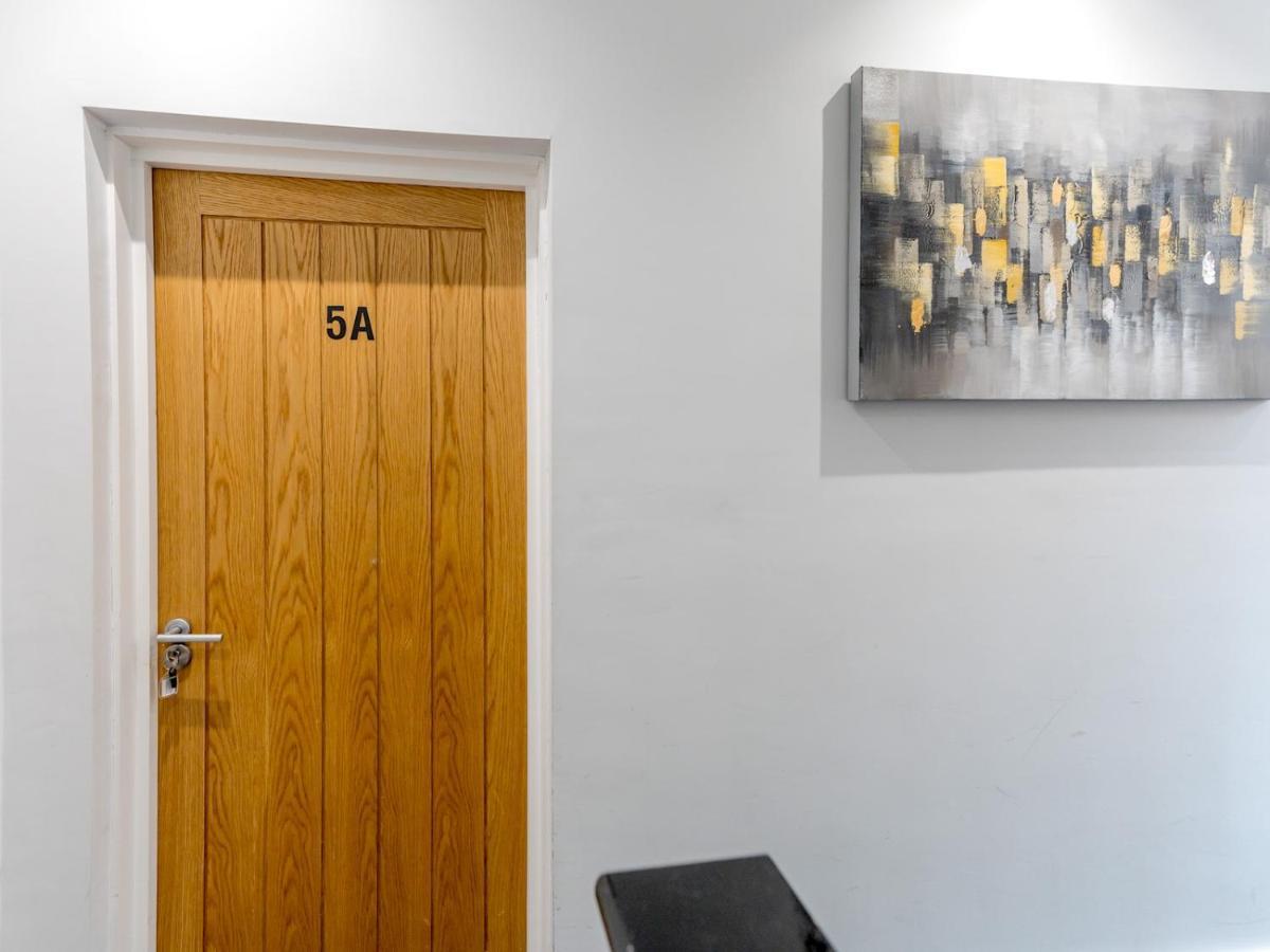 Pass The Keys 5A One Bedroom Modern Town Centre Apartment Shrewsbury Extérieur photo